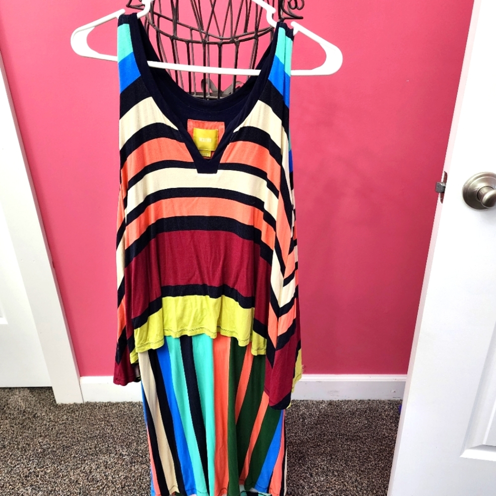 Body hugging, sleeveless dress